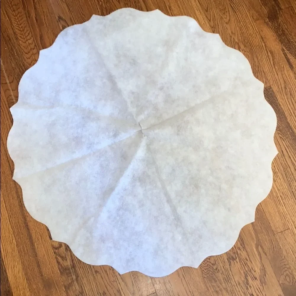 ‎Vtg white Christmas tree skirt /gold snowflakes